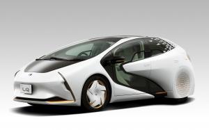 Toyota LQ 2019 года